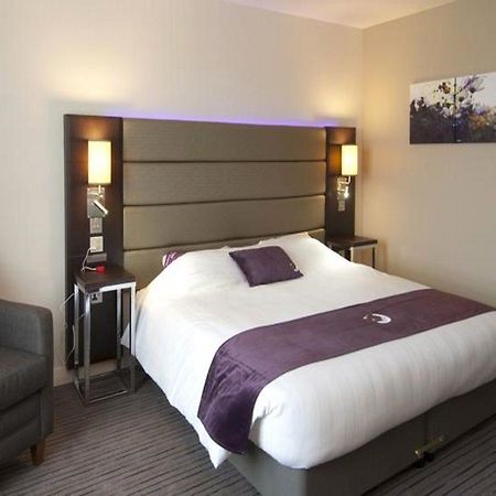 Premier Inn Newcastle City Centre Exterior foto