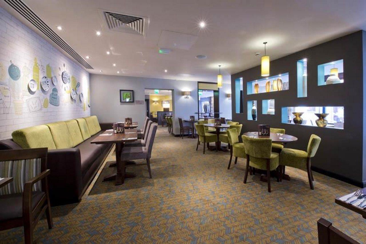 Premier Inn Newcastle City Centre Exterior foto